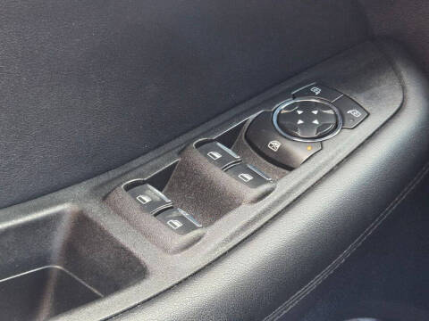 2022 Ford Edge SE