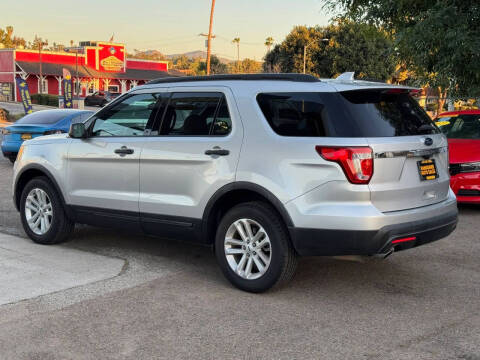 2017 Ford Explorer