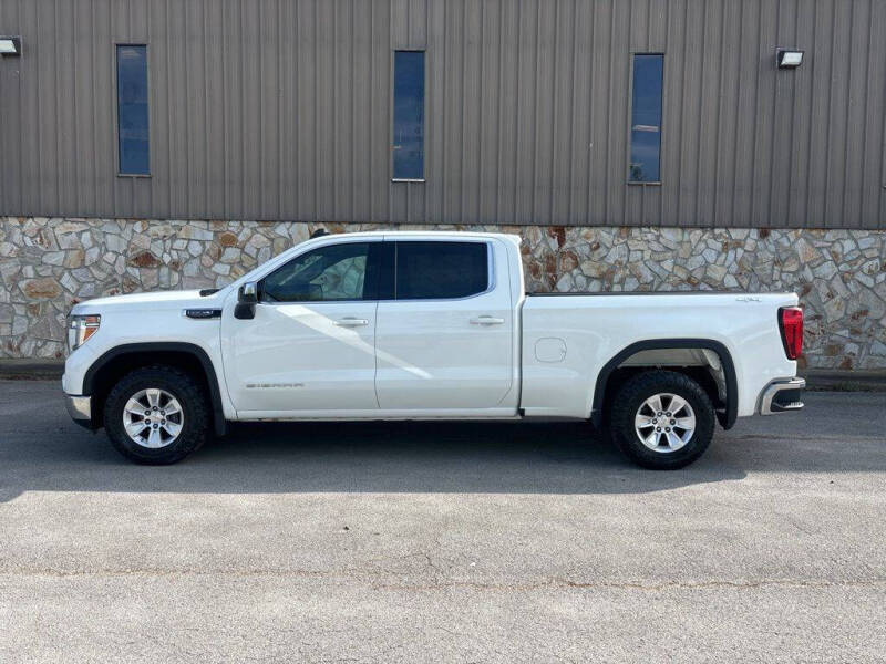 Used 2020 GMC Sierra 1500 SLE with VIN 1GTU9BED5LZ197374 for sale in Maysville, KY