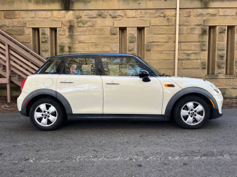 2015 MINI Hardtop 4 Door Cooper
