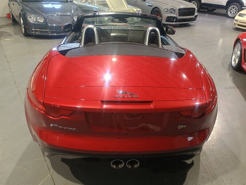 2015 Jaguar F-TYPE 9