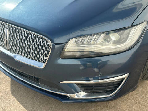 2017 Lincoln MKZ Select