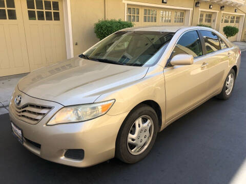 2011 Toyota Camry for sale at East Bay United Motors in Fremont CA