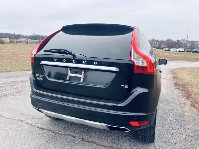 2015 Volvo XC60 T5 Drive-E Platinum