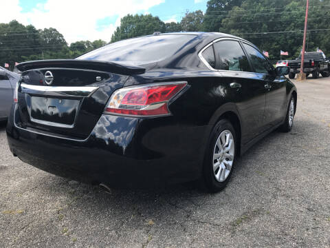2015 Nissan Altima for sale at Certified Motors LLC in Mableton GA