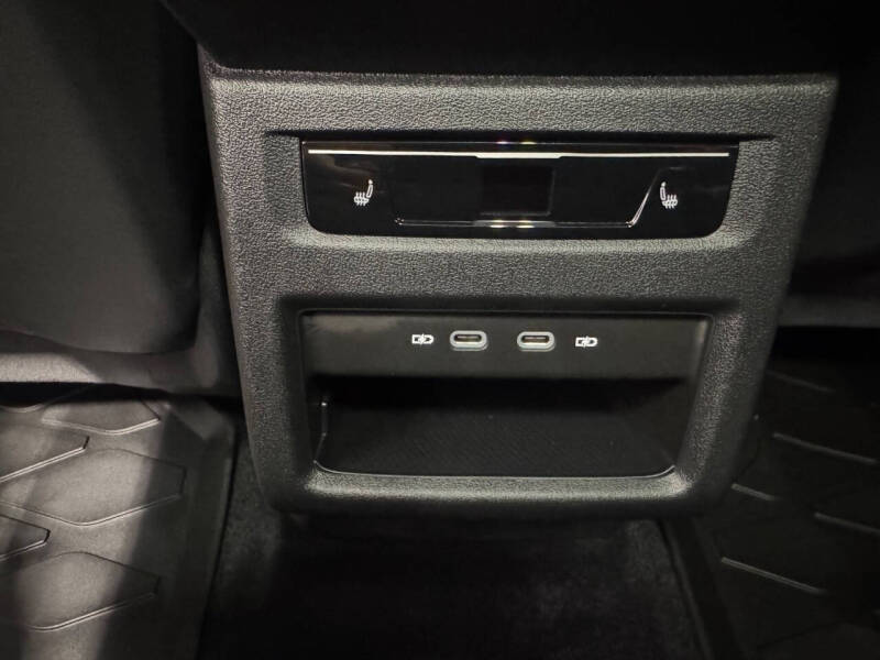 2023 Volkswagen ID.4 Pro S Plus