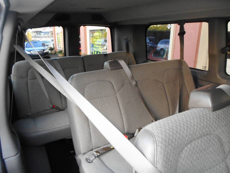 2017 Chevrolet Express LT 3500