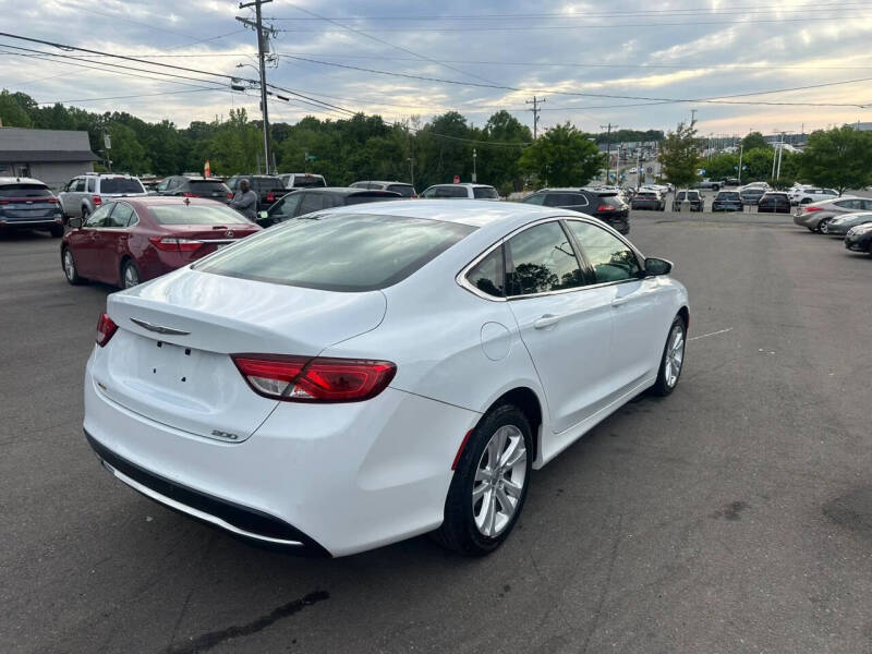 2016 Chrysler 200