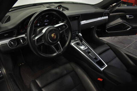 2017 Porsche 911 Carrera 4S