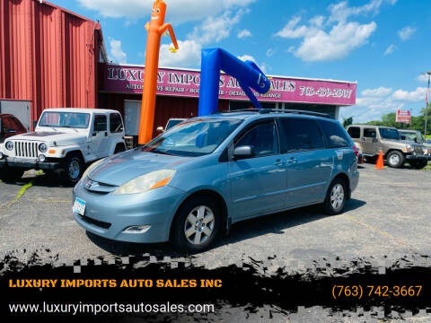 2006 Toyota Sienna for sale at LUXURY IMPORTS AUTO SALES INC in North Branch MN