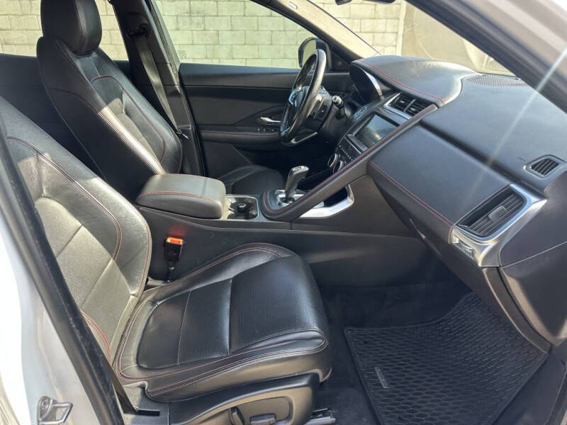 2020 Jaguar E-PACE P250 Checkered Flag Edition