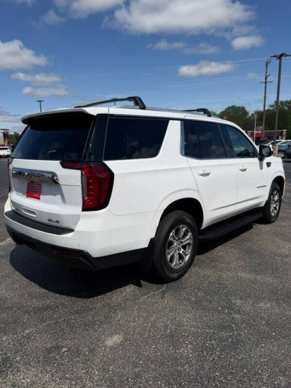 2022 GMC Yukon SLE