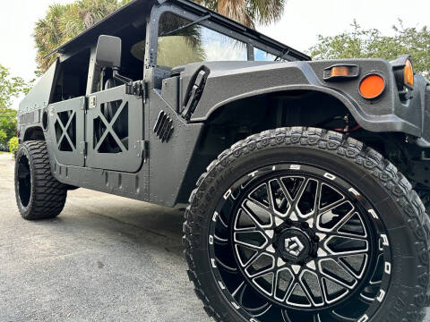 2011 HUMMER H1