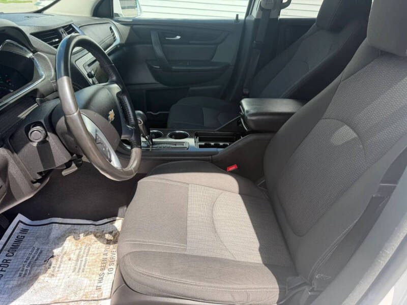 2017 Chevrolet Traverse LT