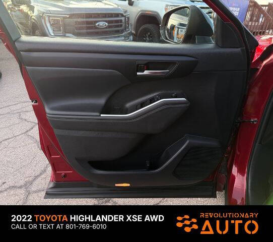 2022 Toyota Highlander XSE