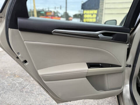 2019 Ford Fusion SEL