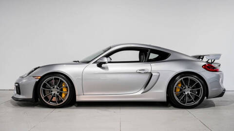 2016 Porsche Cayman GT4