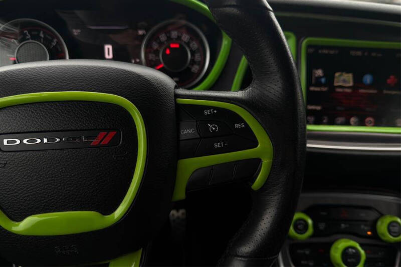 2015 Dodge Challenger R/T Plus Shaker