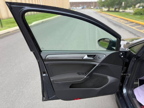 2018 Volkswagen Golf GTI S