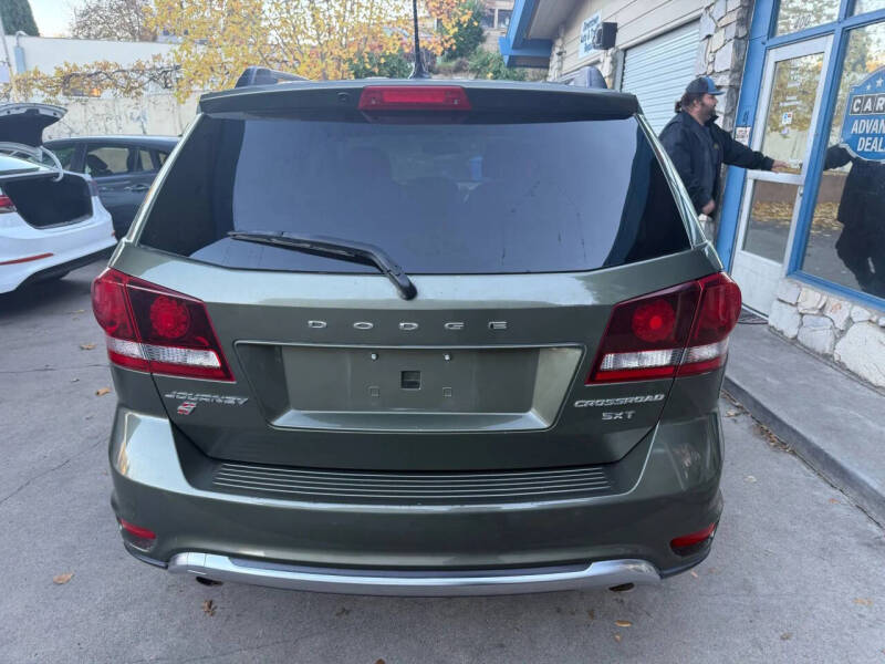 2018 Dodge Journey Crossroad