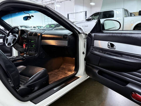 2003 Ford Thunderbird Deluxe