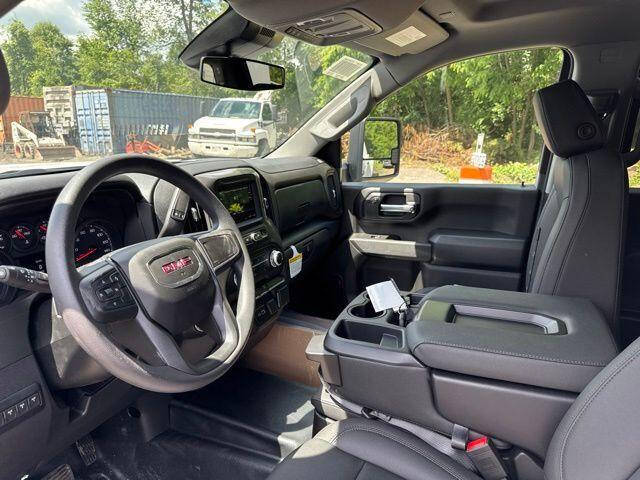 2026 GMC Sierra 3500HD CC Pro