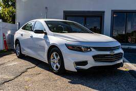 2018 Chevrolet Malibu for sale at Ron's Automotive in Manchester MD