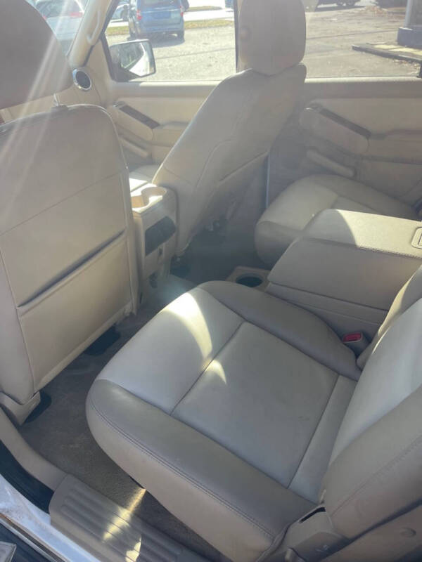 2006 Ford Explorer Eddie Bauer