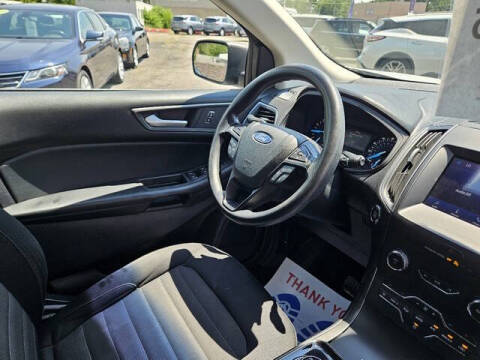 2020 Ford Edge SE