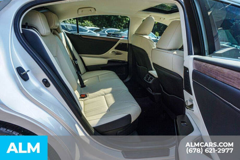 2024 Lexus ES 300h Luxury