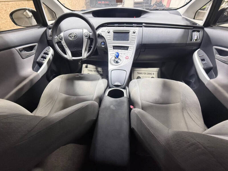 2013 Toyota Prius One