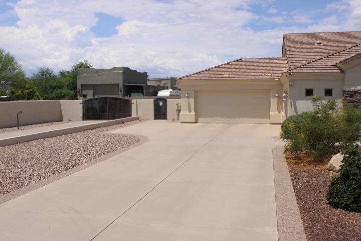 1985 custom home 3600 ft