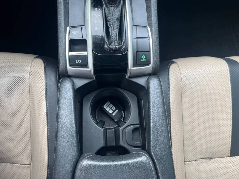 2016 Honda Civic Touring