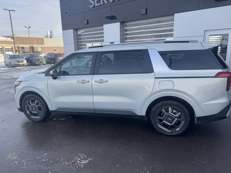 2025 Kia Carnival Hybrid EX