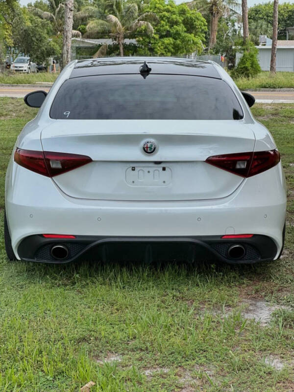 2017 Alfa Romeo Giulia Ti