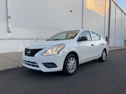 2015 Nissan Versa 1.6 S Plus