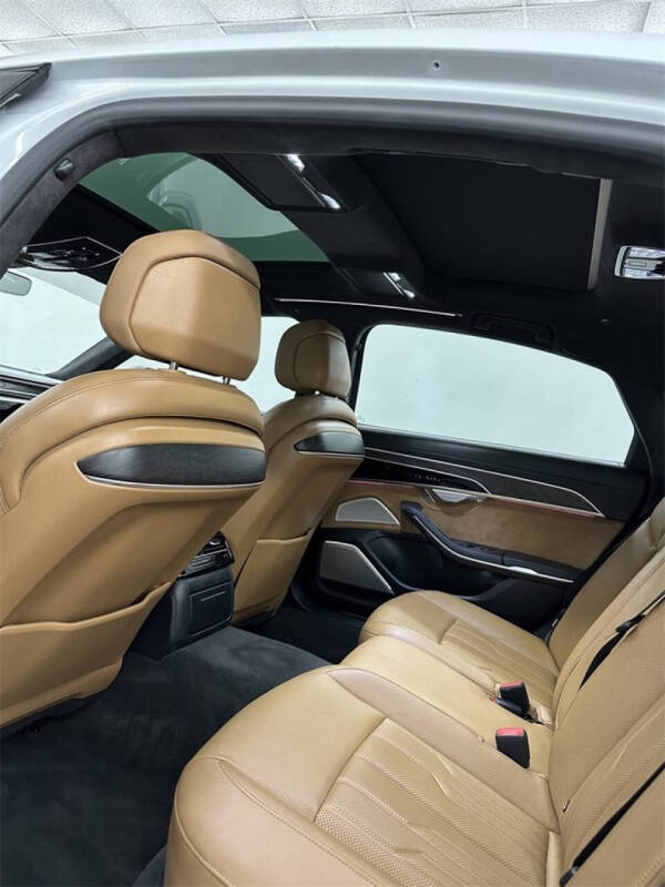 2021 Audi A8 L quattro 60 TFSI