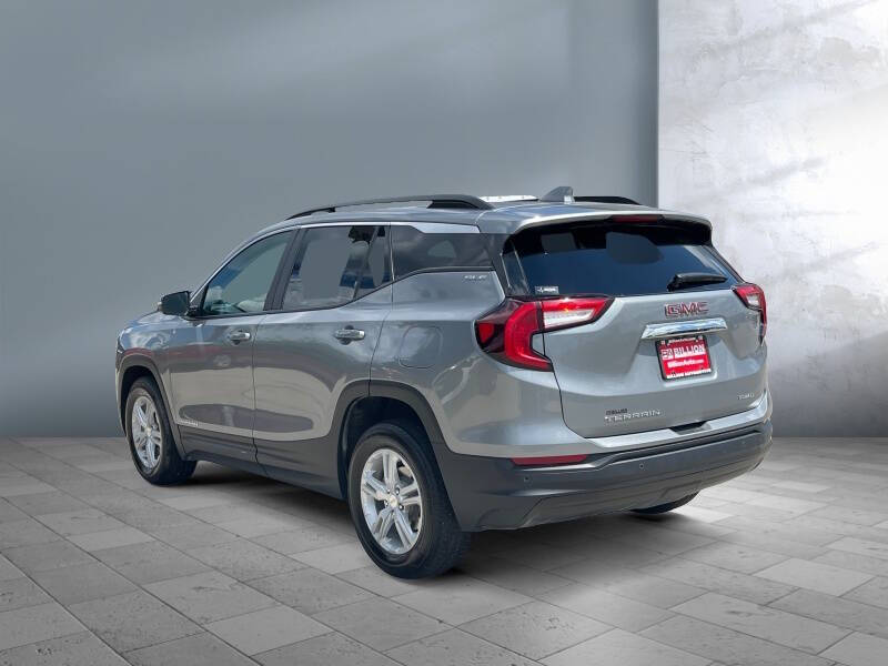 2023 GMC Terrain SLE