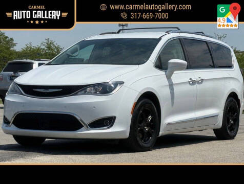 2017 Chrysler Pacifica Touring-L Plus
