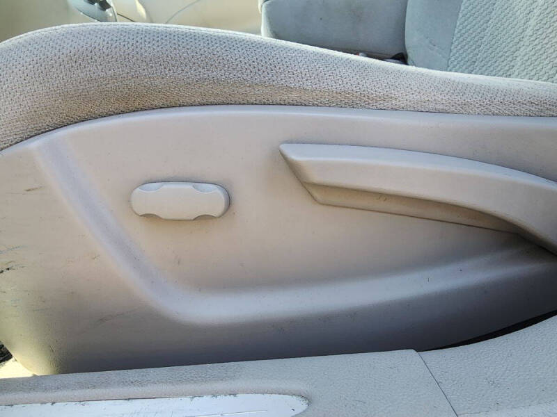 2011 Buick Lucerne CX