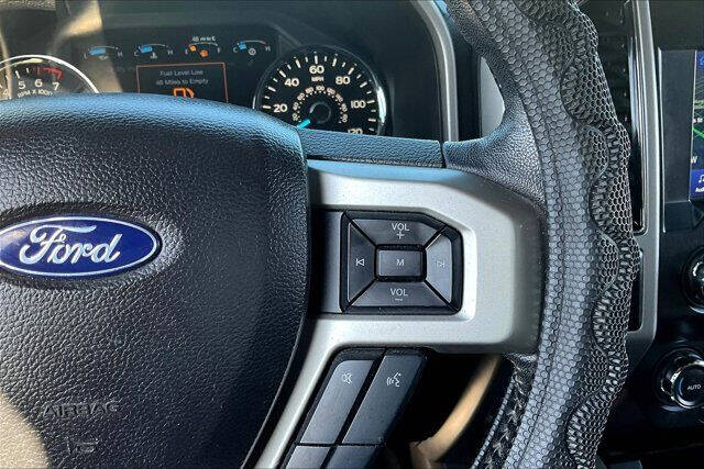 2019 Ford F-150 Lariat photo 19