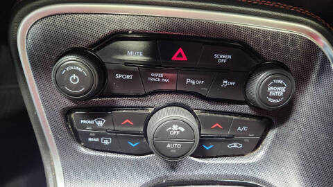 2017 Dodge Challenger GT