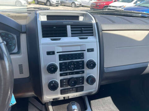 2010 Mercury Mariner V6