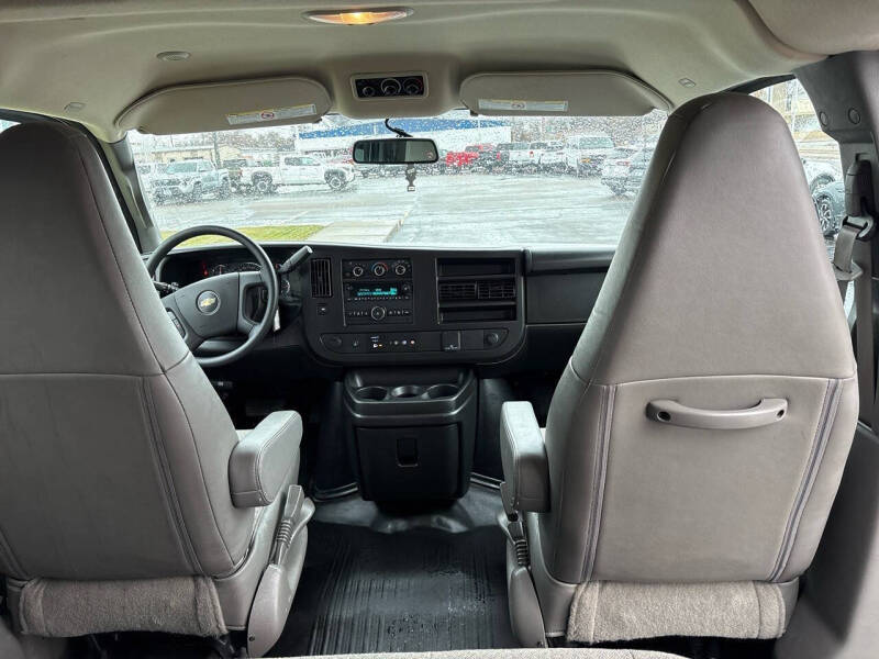 2023 Chevrolet Express LS 3500