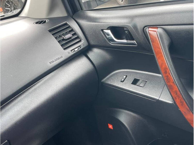 2012 Toyota Highlander Limited