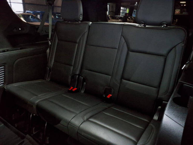 2021 Chevrolet Suburban High Country