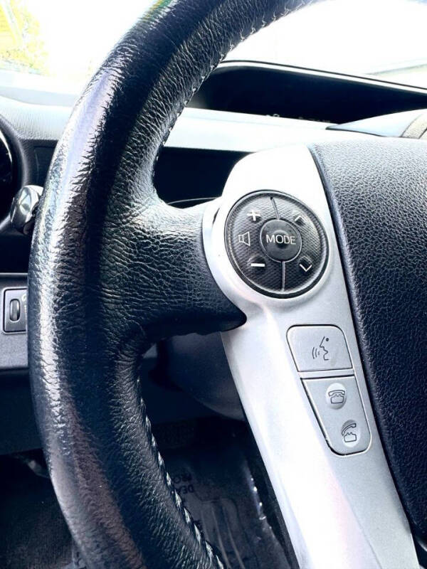 2016 Toyota Prius c Four