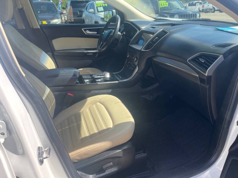 2020 Ford Edge SEL