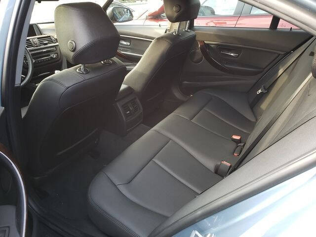 2014 BMW 3 Series 320i