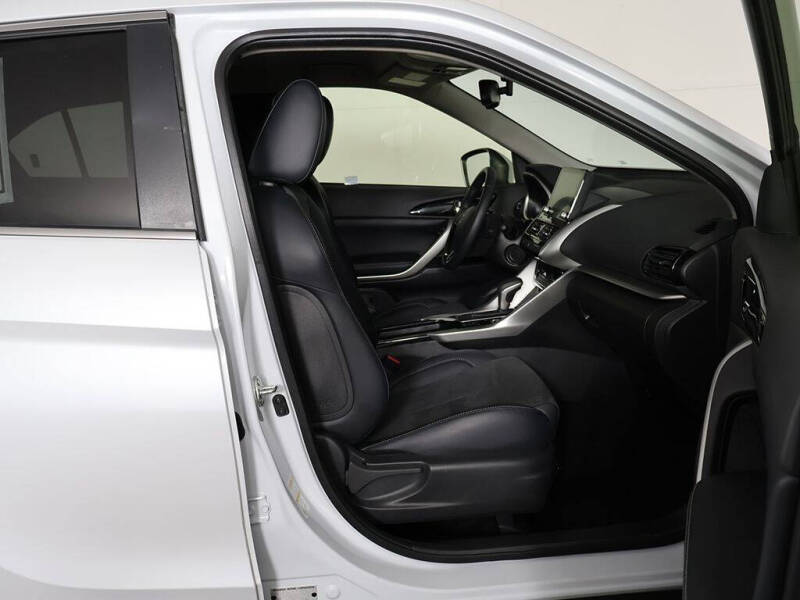 2025 Mitsubishi Eclipse Cross SE